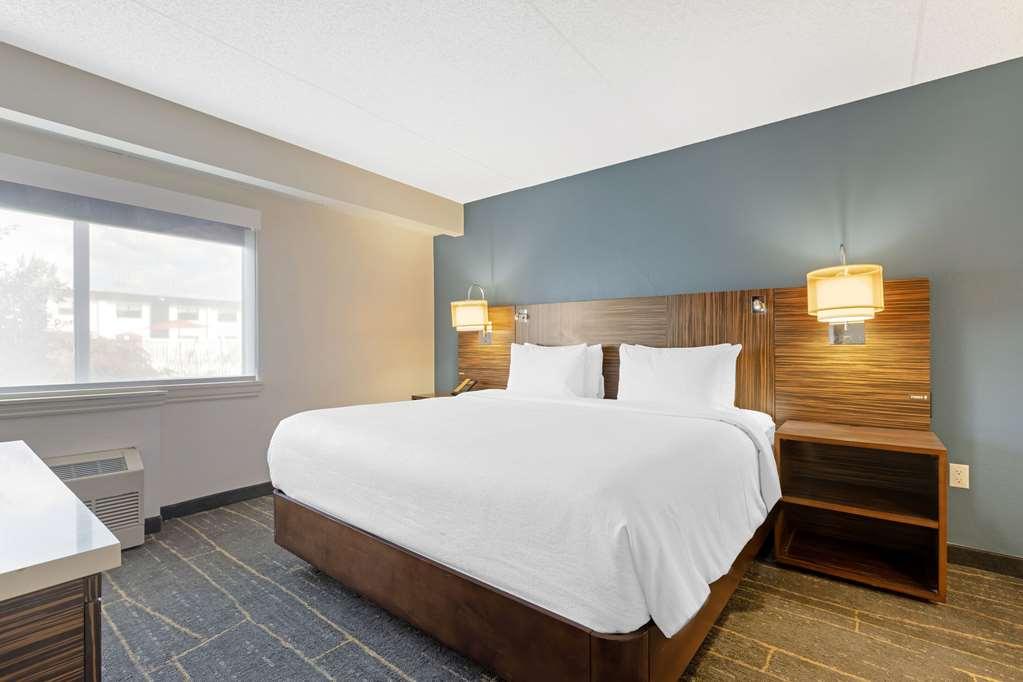 The Lux Hotel & Conference Center, Ascend Hotel Collection ウォータールー 部屋 写真