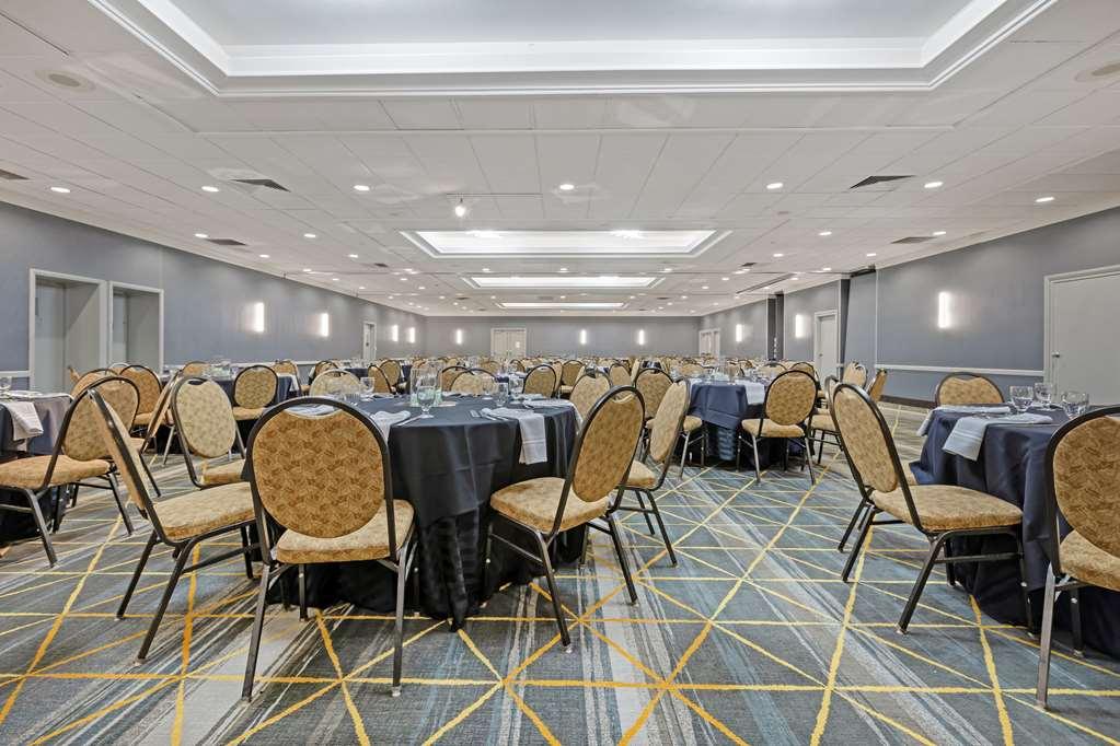 The Lux Hotel & Conference Center, Ascend Hotel Collection ウォータールー 設備 写真