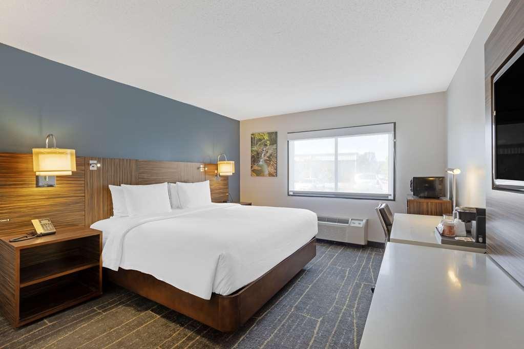 The Lux Hotel & Conference Center, Ascend Hotel Collection ウォータールー 部屋 写真
